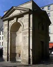 Fontaine de Montreuil, dite aussi de la Petite-Halle (nos&nbsp;211-213).