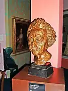 par Jacob Epstein au musée de Birmingham, 1933.