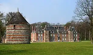 Le château, parc et colombier,&nbsp;Inscrit MH (1975).