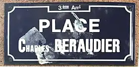 Voir la plaque.