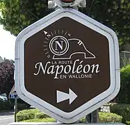 Panneau indicateur de la route Napoléon à Jamioulx.