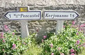 Panneaux indicateurs de lieux-dits à Arzon.