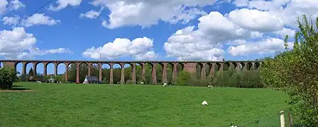 Panoramique du viaduc de Mirville.