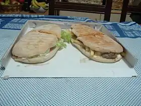 Image illustrative de l’article Panuozzo