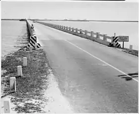 Le pont d'accès en 1951