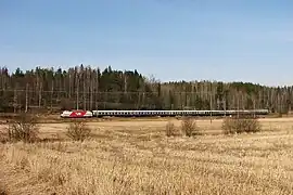 Train sur la Voie ferrée côtière à Kauklahti.