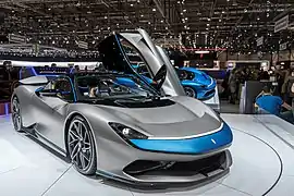 Pininfarina Battista (2020).