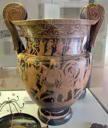 Cratère à volutes. Amazonomachie. v. 450. Musée archéologique national de Ferrare