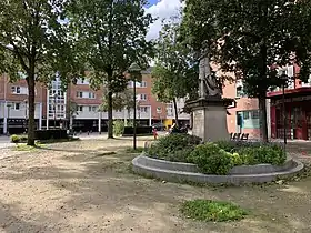 Image illustrative de l’article Place Parmentier (Ivry-sur-Seine)