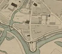 Plan  de 1755 la porte ste-Croix sur le bastion au sud.