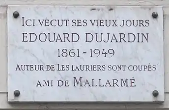 Plaque au no&nbsp;21.