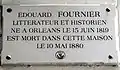 Plaque au no&nbsp;13 en hommage à l'historien Édouard Fournier.