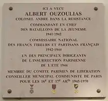 Plaque en hommage à Albert Ouzoulias au no&nbsp;9.