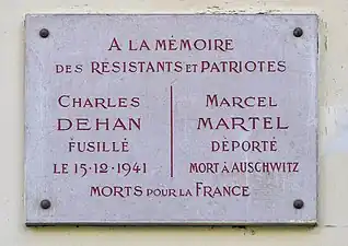 Plaque en hommage aux résistants Charles Dehant et Marcel Martel au no&nbsp;159.