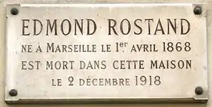 Edmond Rostand mourut au no&nbsp;4 en 1918.