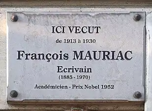 Plaque au no&nbsp;89, rue de la Pompe.