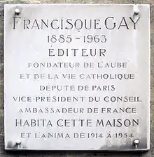 Plaque au no&nbsp;3.