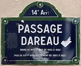 Voir la plaque.