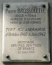 Plaque au 89 rue de la Pompe (Paris).