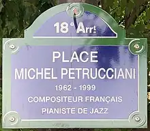 Voir la plaque.