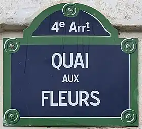 Voir la plaque.