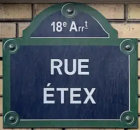 Voir la plaque.