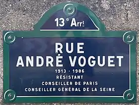 Voir la plaque.
