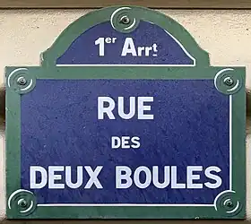Voir la plaque.