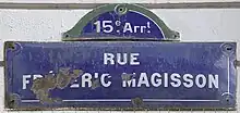 Voir la plaque.