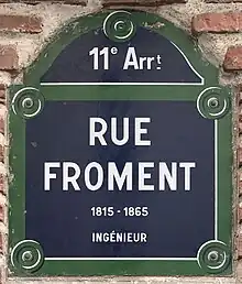 Voir la plaque.