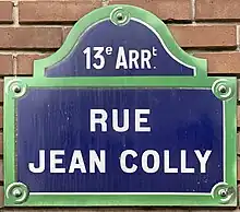 Voir la plaque.