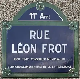 Voir la plaque.