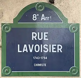 Voir la plaque.