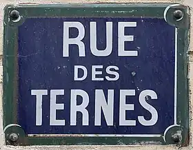 Voir la plaque.