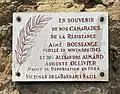Plaque commémorative en l'honneur d'Aimé Boussange, Alexandre Aimard et Auguste Ollivier, victimes de la « barbarie nazie », ici en mai 2019.