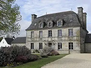 L'ancien presbytère (XVIIe&nbsp;siècle).