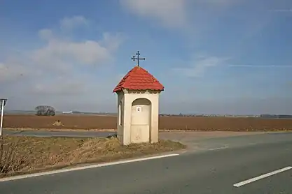 Chapelle à Podůlšany au carrefour de Stary Ždánice.