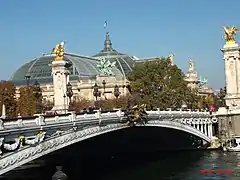 Le pont Alexandre-III.