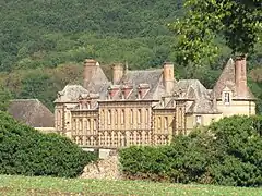 Le corps de logis du château, façade sud.