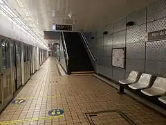 Vue générale du quai (52 mètres) en direction de Saint-Philibert