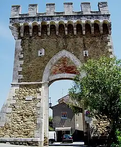 Porta di Ponente à Pereta