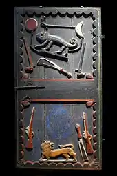 Une des portes du palais royal d'Abomey.