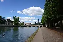 Quai.