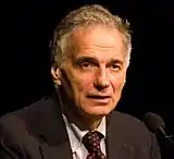 Ralph Nader, candidat à la présidence en 1996, 2000 et 2004, candidat à la présidence.