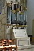 Orgue, acquis en 1850 pour l'ancienne église.