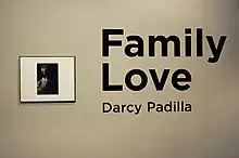 Vernissage de l'exposition Family Love de Darcy Padilla au centre d'art Arts Santa Mònica de Barcelone, dans le cadre du festival de photographie documentaire Docfield 2014.