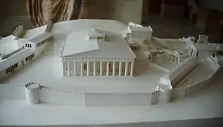 Le sanctuaire à l'époque romaine. Musée archéologique d'Éleusis.