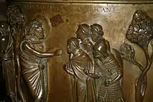 Détail des fonts baptismaux de Saint-Barthélemy