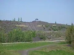 Abris sur le terril plateau.