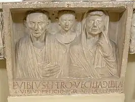 Famille Vibii : Lucius Vibius Tromentina et les siens. Fin du Ier&nbsp;siècle. Musée Chiaramonti